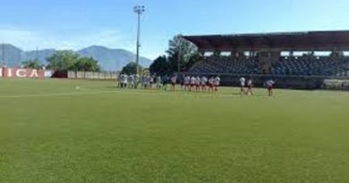 Real Forino-Intercampania 1-0. Non basta un super Cerbone ad evitare la sconfitta ai biancorossi Real Forino-Intercampania 1-0. Non basta un super Cerbone ad evitare la sconfitta ai biancorossi