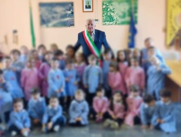 A San Lorenzello gli allievi della scuola dell’Infanzia hanno disegnato le proprie Carte d’identità poi timbrate e firmate dal sindaco Antimo Lavorgna