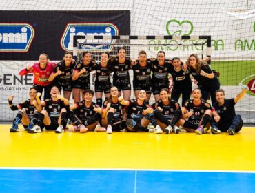 Handball – La Jomi Salerno batte Pontinia 35-29 e porta la serie a Gara 3