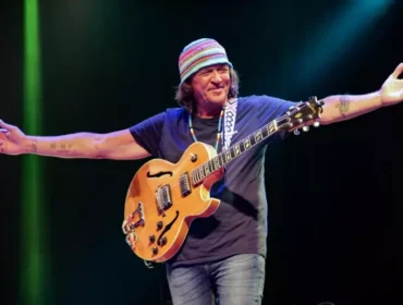 LA CHITARRA DEL SUD INCONTRA LA VIGNA