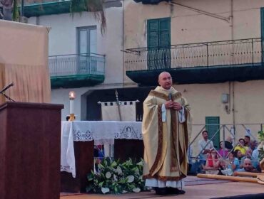 Brusciano, iniziata l’Antoniana 151^ Festa dei Gigli