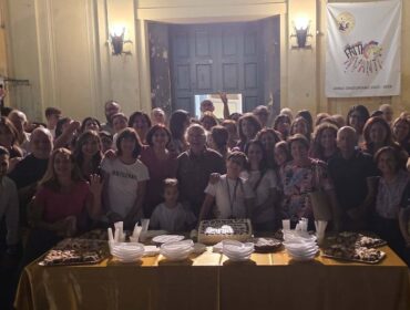 Mariglianella, triplice festa per Don Ginetto De Simone: 80 anni, 25 anni nella comunità e 55 anni di sacerdozio