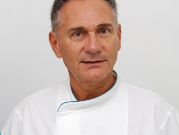 Mario Erra, 45 anni di esperienza e passione al servizio dell’odontoiatria