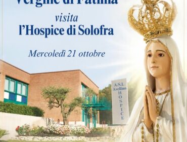 All’Hospice di Solofra la statua della Madonna di Fatima in visita ai degenti e l’inaugurazione della mostra “Costellazione Mariana: gioie e dolori di Maria di Nazareth” di Gerardo Russo