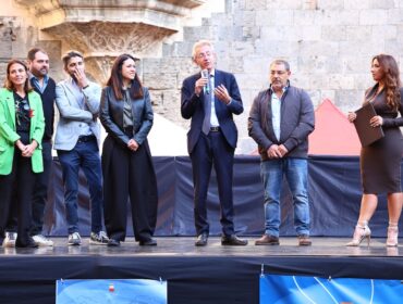 Napoli, il Maschio Angioino diventa un palcoscenico per 300 giovani danzatori: successo per “Danza in Prima”