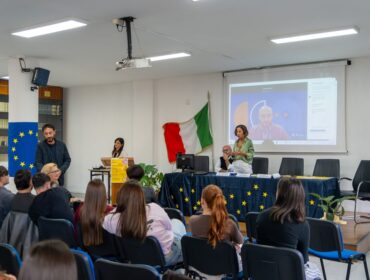 L’Europa entra in classe al Liceo Quercia di Marcianise, gli studenti sperimentano la democrazia partecipativa con il Centro Europe Direct Caserta